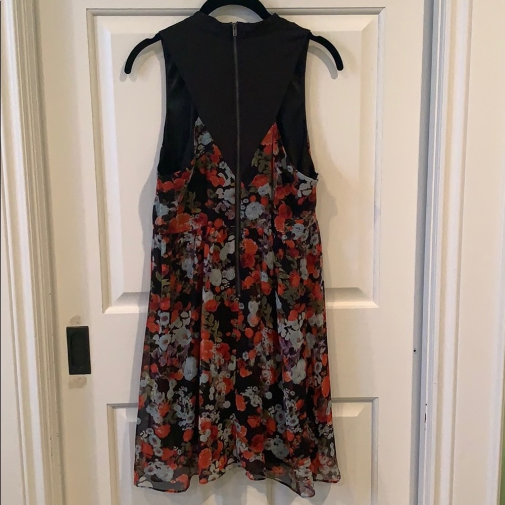 Beautiful Bcbgeneration Patterned Dress - image 4